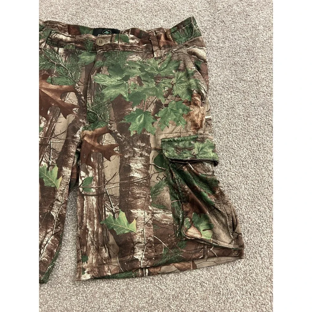 RedHead Cargo Shorts Mens M Camo Excellent Realtree Leaf Pattern Utility Outdoor